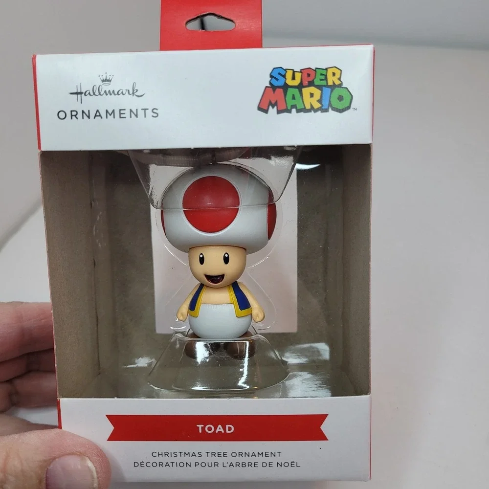 Hallmark Nintendo‎ Super Mario Toad Christmas Ornament, Multicolor Resin, 1.5 x